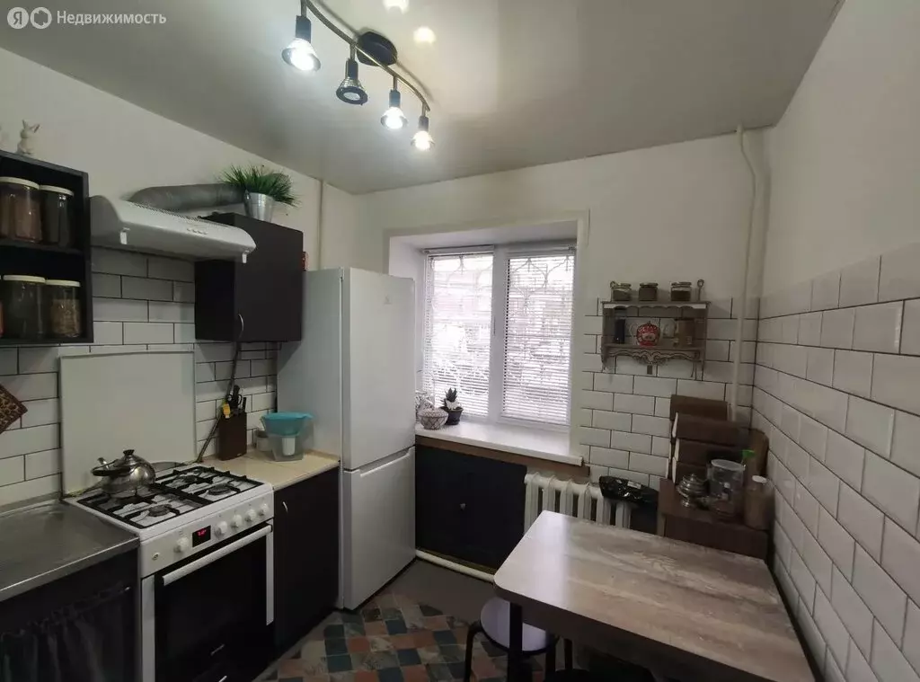1-комнатная квартира: Лобня, улица Космонавтов, 7 (28.7 м) - Фото 1
