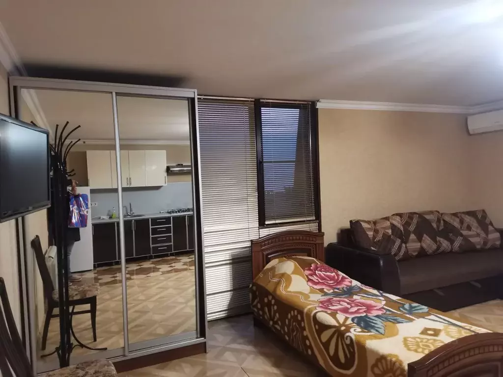 Студия Краснодарский край, Сочи Адлер жилрайон, ул. Голубые Дали, 42 ... - Фото 1