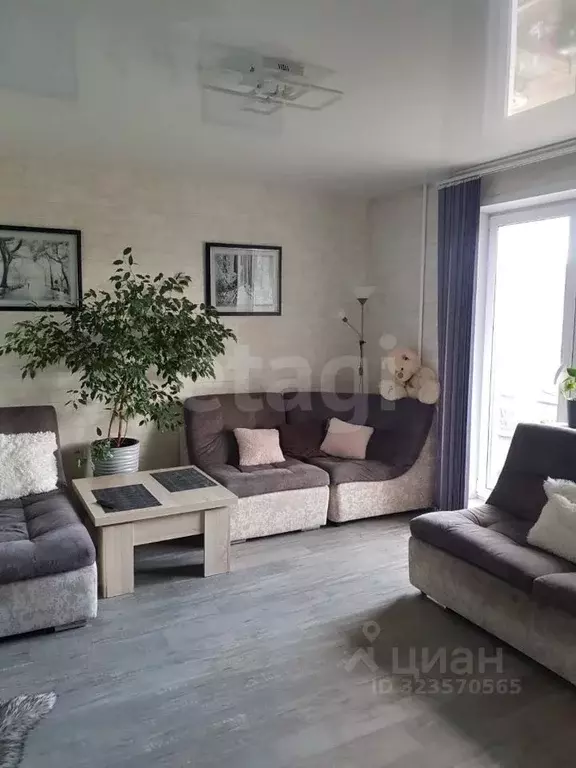 3-к кв. Кемеровская область, Кемерово Институтская ул., 26 (62.1 м) - Фото 1