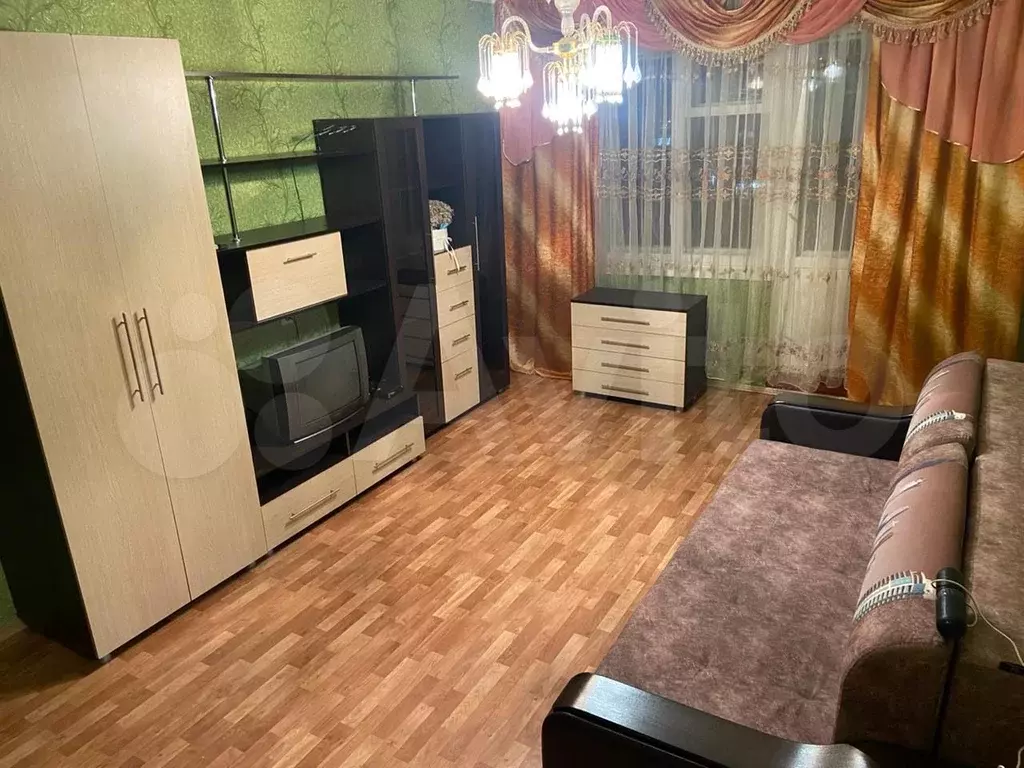 1-к. квартира, 36 м, 4/9 эт. - Фото 0