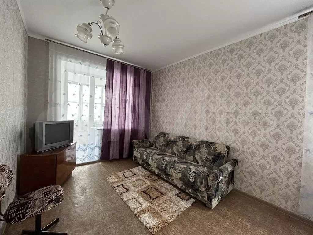 1-к. квартира, 35 м, 6/9 эт. - Фото 0