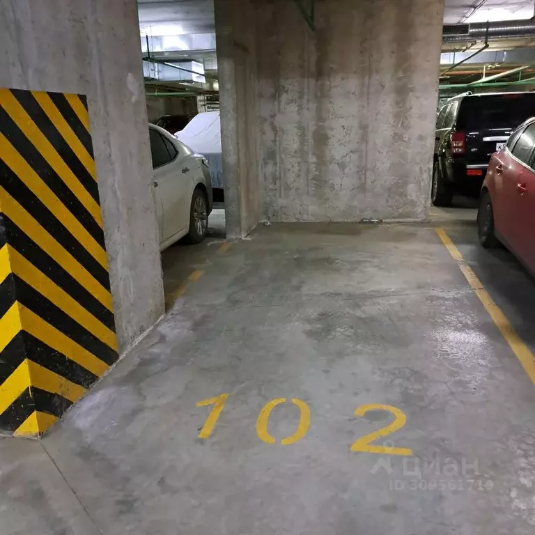 Гараж в Санкт-Петербург пос. Парголово, ул. Федора Абрамова, 8 (12 м) - Фото 0