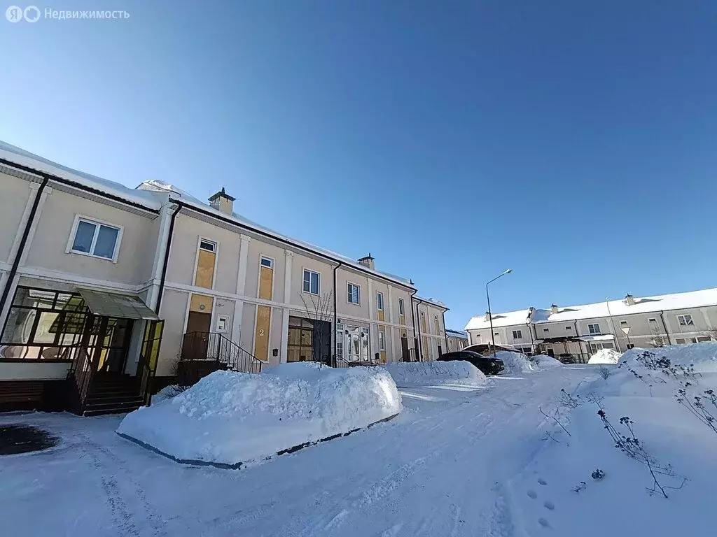 4-комнатная квартира: Полевской, микрорайон Зелёный Бор-2, 52 (120.1 ... - Фото 2