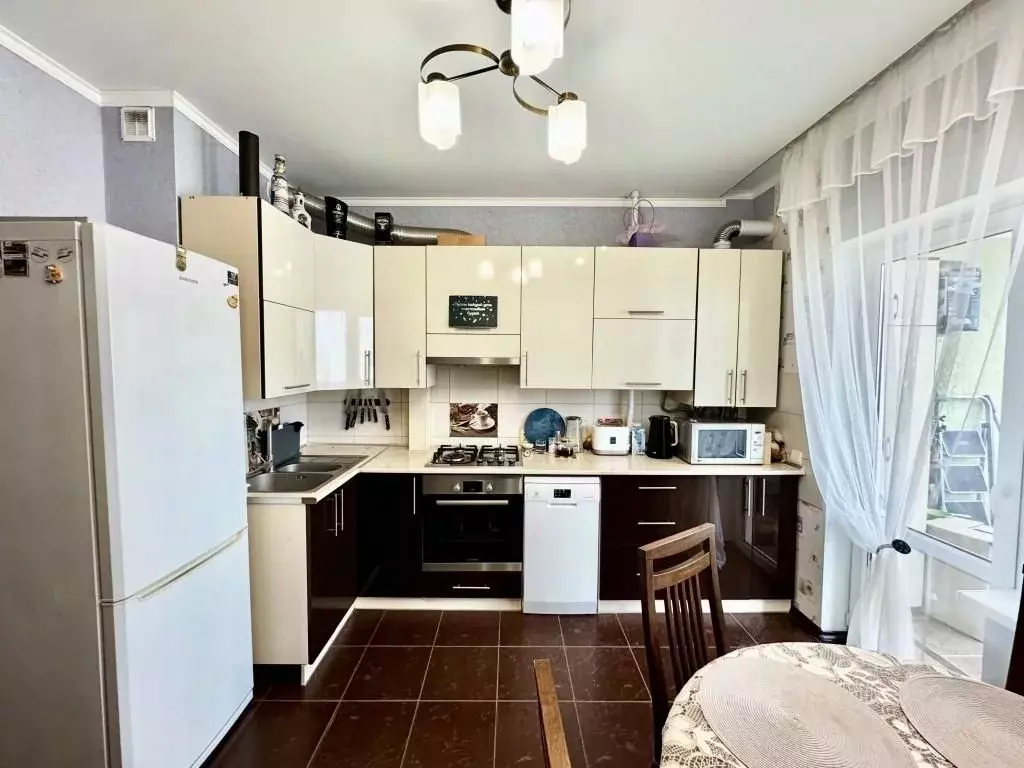 2-к кв. Севастополь просп. Античный, 8В (66.4 м) - Фото 1