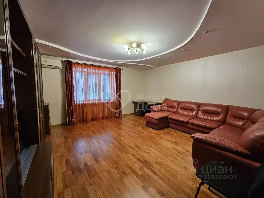 2-к кв. Волгоградская область, Волгоград ул. имени Хорошева, 10А (82.6 ... - Фото 1