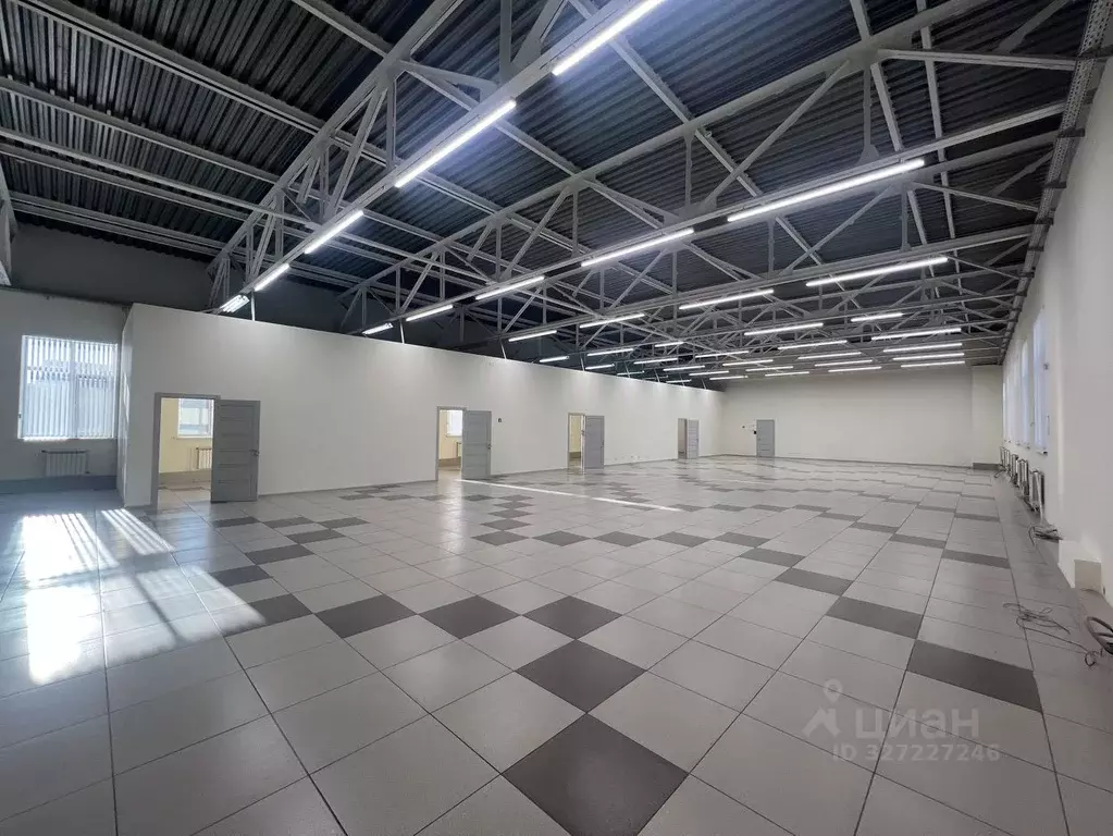 Офис в Татарстан, Казань ул. Мазита Гафури, 50 (1553 м) - Фото 2