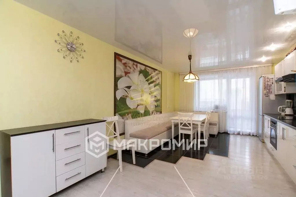 3-к кв. Новосибирская область, Бердск ул. Красная Сибирь, 97 (92.0 м) - Фото 2