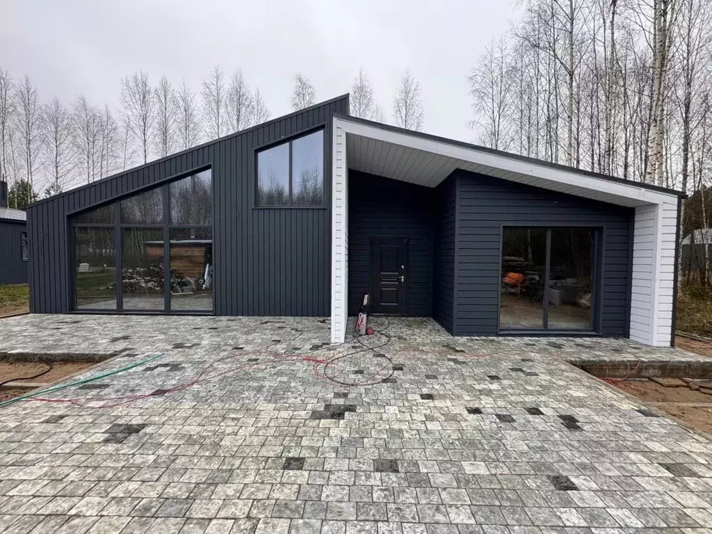 Дом в Кировская область, Слободской район, Шиховское с/пос, д. ... - Фото 1