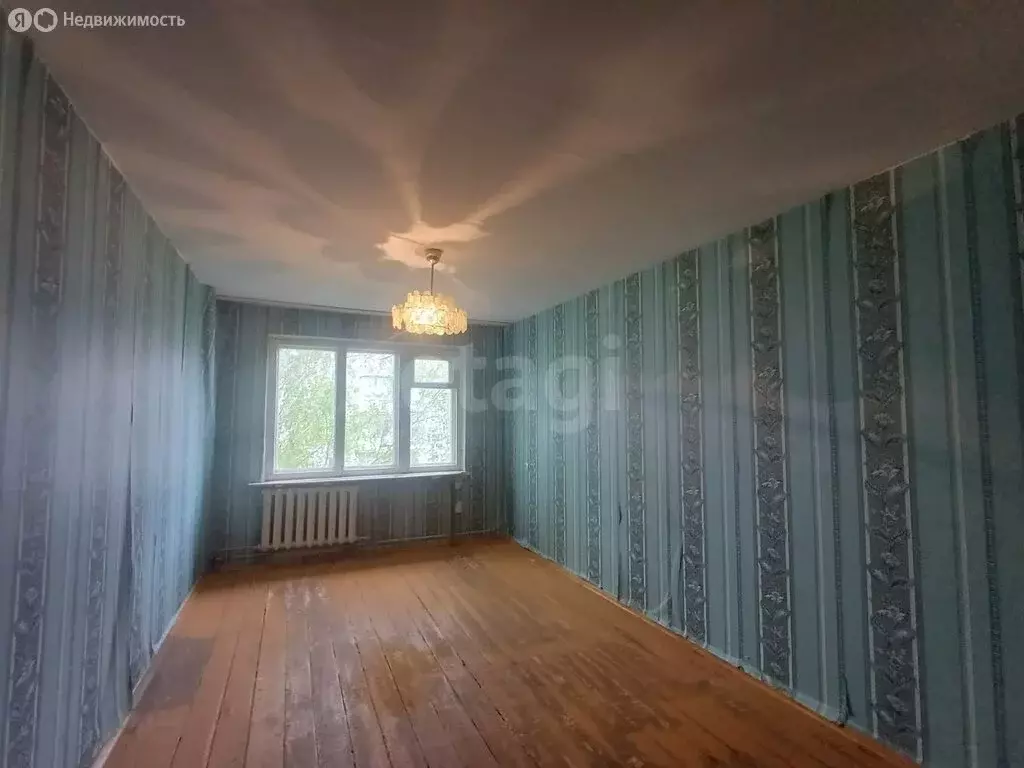 2-комнатная квартира: Чебаркуль, улица Каширина, 32 (47.9 м) - Фото 1