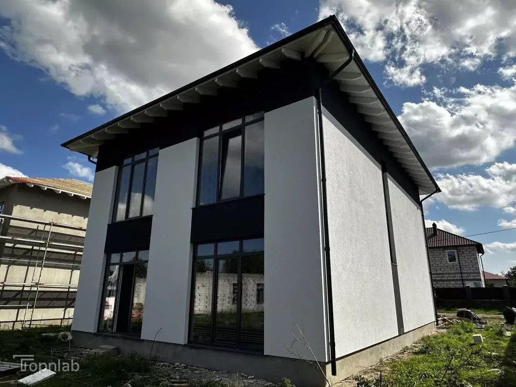 Дом в Калининградская область, Гурьевский муниципальный округ, пос. ... - Фото 1