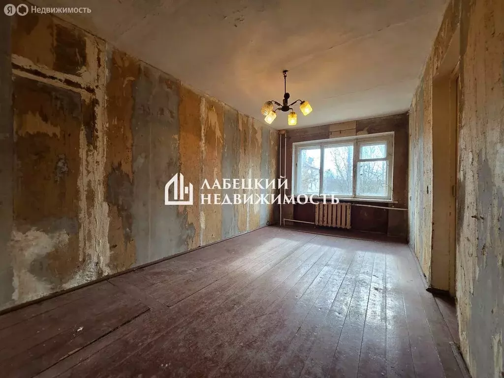 3-комнатная квартира: городской посёлок Красный Бор, улица Культуры, 5 ... - Фото 2