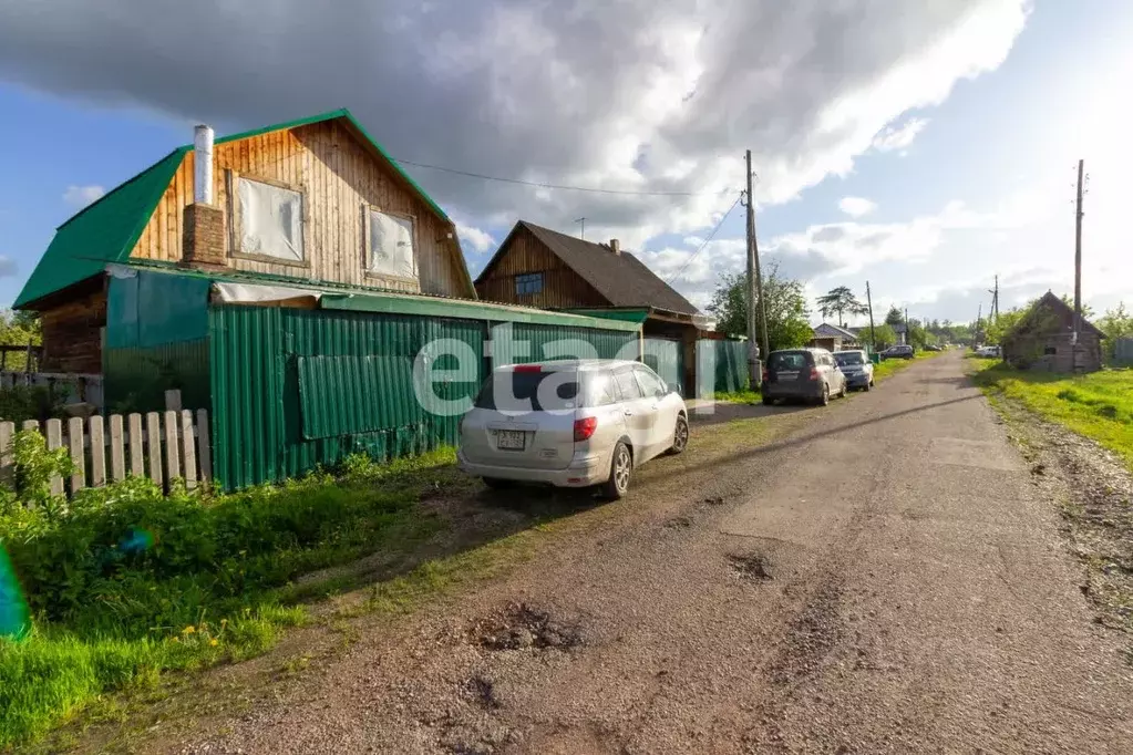 Дом в Красноярский край, Красноярск городской округ, с. Арейское ул. ... - Фото 1