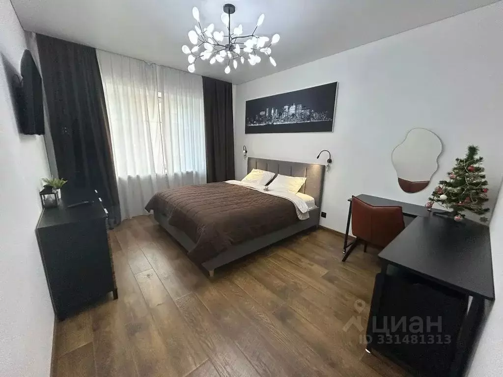 3-к кв. Ленинградская область, Выборг просп. Ленина, 20 (87.0 м) - Фото 0