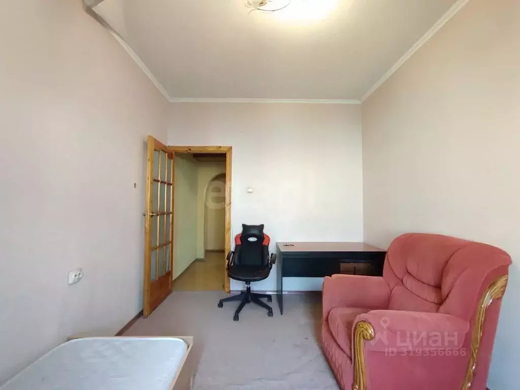 2-к кв. Ханты-Мансийский АО, Сургут ул. Чехова, 14/3 (53.3 м) - Фото 0