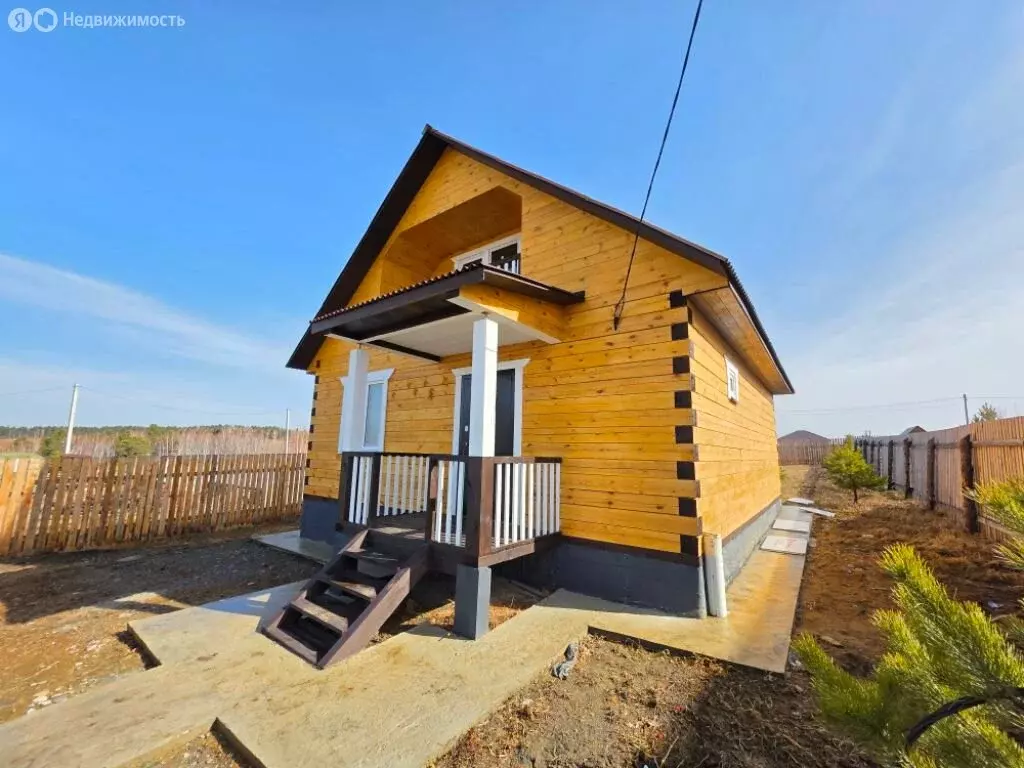 Дом в село Максимовщина, Степная улица (180 м) - Фото 0