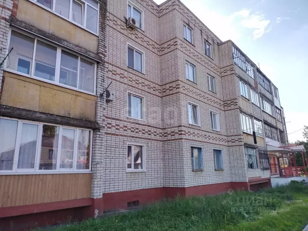 2-к кв. Белгородская область, Валуйки ул. Фурманова, 28 (51.4 м) - Фото 1