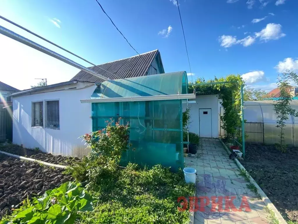 Дом в Краснодарский край, Крымск ул. Кочергина, 102 (30 м) - Фото 2