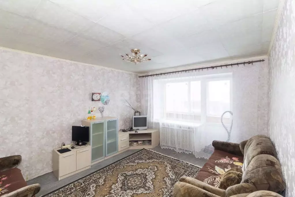 2-к кв. Тюменская область, Тюменский муниципальный округ, пос. ... - Фото 1