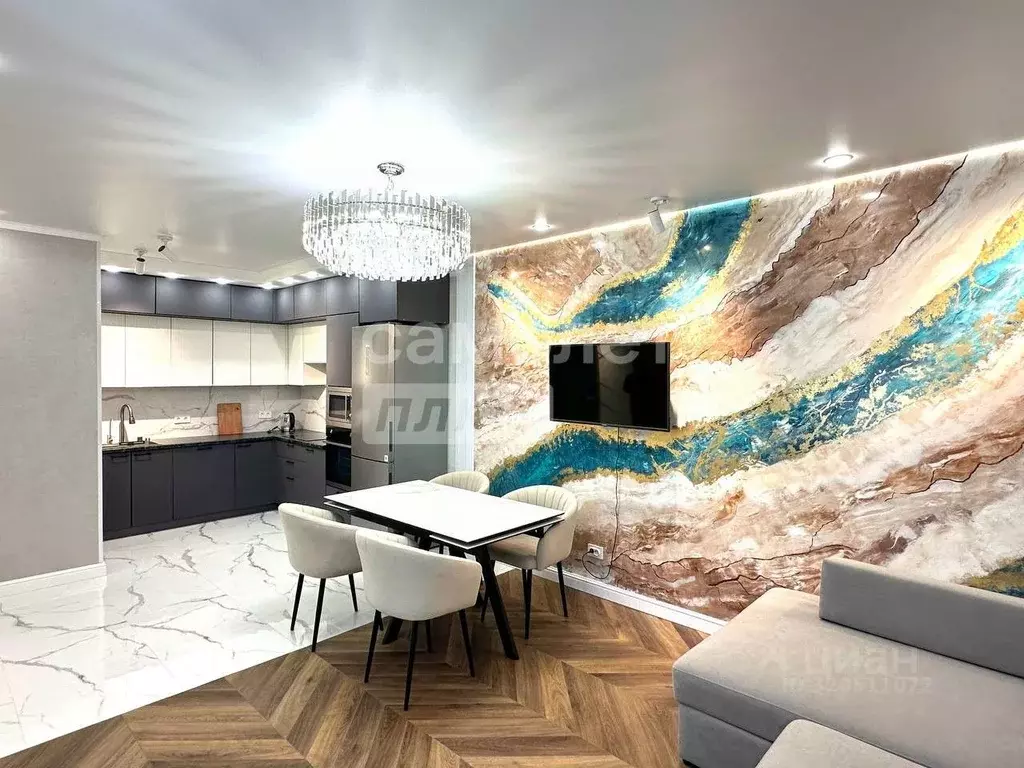 2-к кв. Челябинская область, Челябинск ул. Братьев Кашириных, 111Б ... - Фото 1