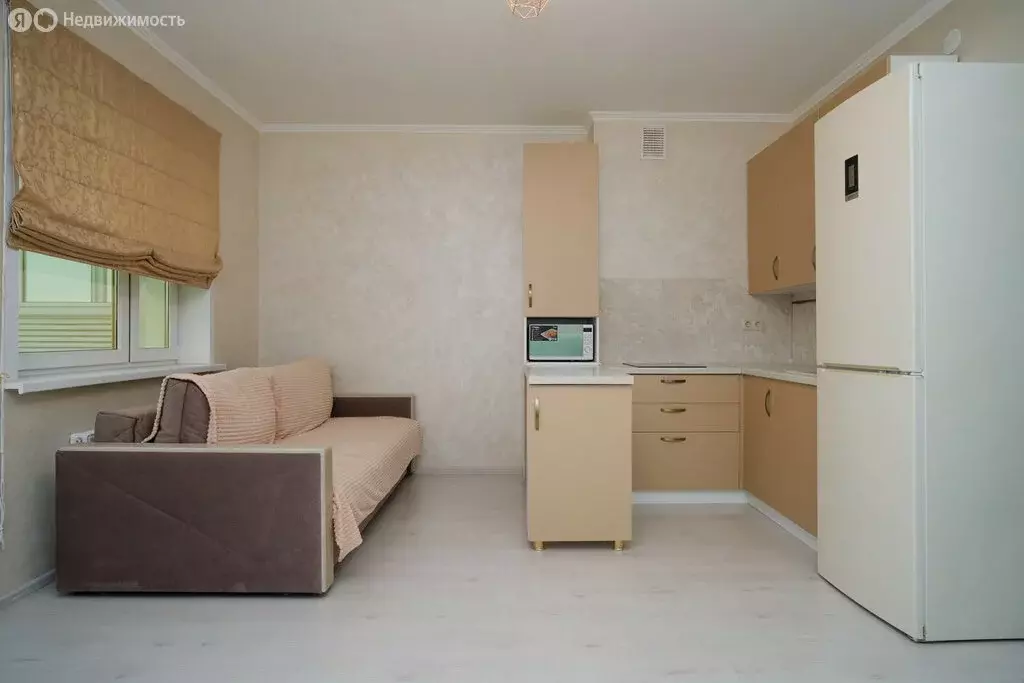 Квартира-студия: Казань, улица Братьев Батталовых, 20к1 (27.1 м) - Фото 0