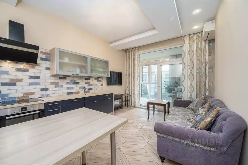 2-к кв. Санкт-Петербург ул. Катерников, 10к1 (101.5 м) - Фото 1