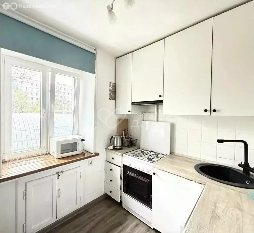 3-комнатная квартира: Волгоград, Двинская улица, 2А (57.3 м) - Фото 1