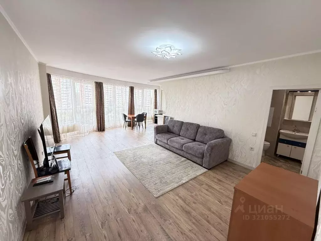 3-к кв. Московская область, Красногорск Дачная ул., 9 (100.0 м) - Фото 1