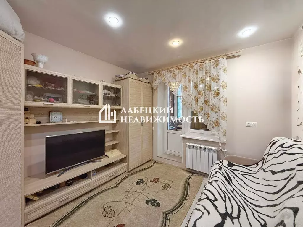 2-к кв. Ленинградская область, Гатчинский муниципальный округ, д. ... - Фото 1