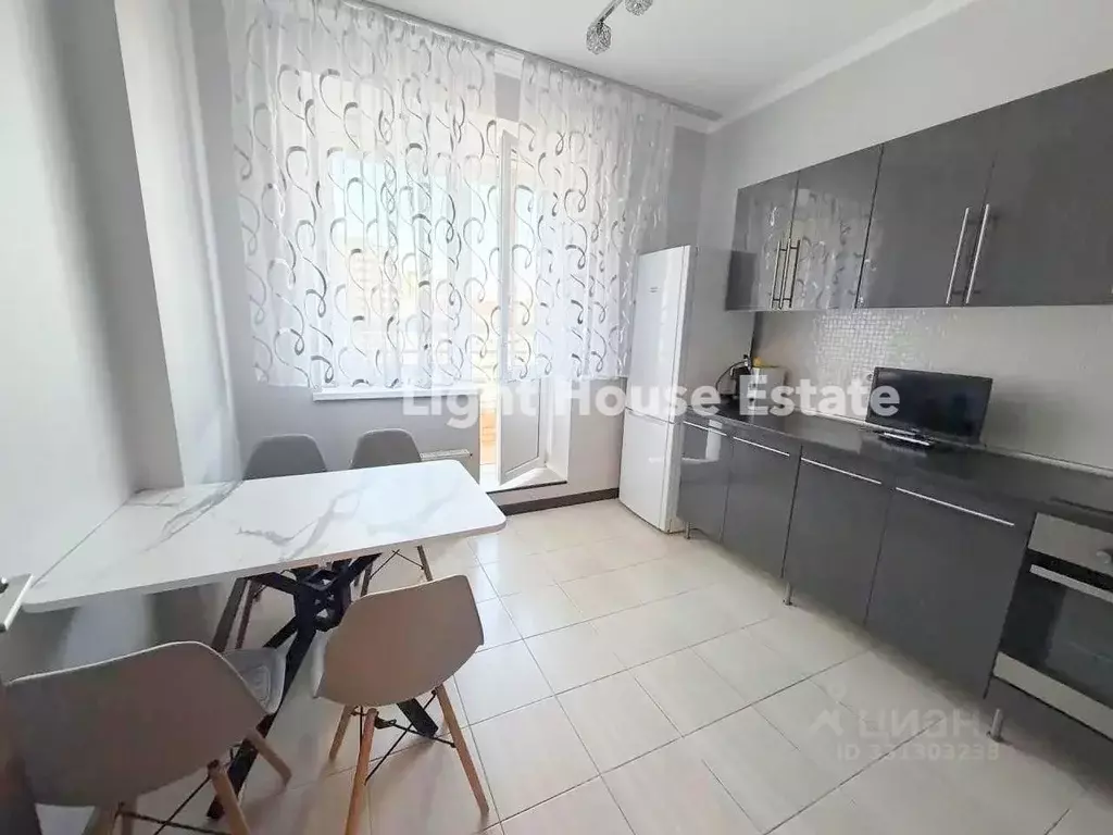 2-к кв. Москва пос. Коммунарка, ул. Ясная, 8 (78.0 м) - Фото 1