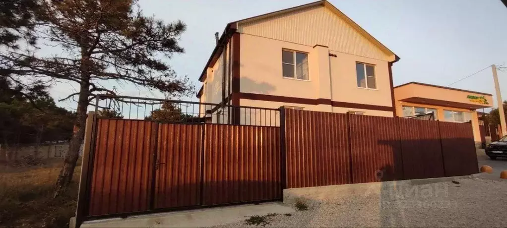 Дом в Севастополь ш. Фиолентовское, 75Б/1 (280 м) - Фото 2