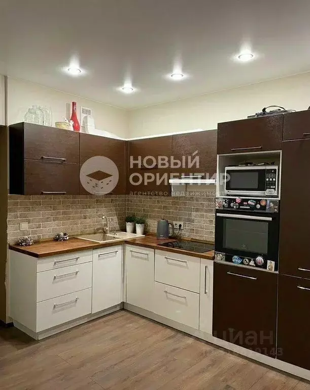 Квартира, 2 комнаты, 56.7 м - Фото 0
