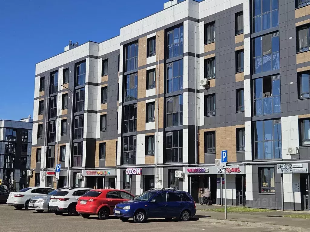 1-к кв. Татарстан, с. Высокая Гора ул. Рождественская, 12Д (35.0 м) - Фото 0