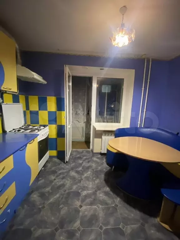 2-к. квартира, 49 м, 1/5 эт. - Фото 1