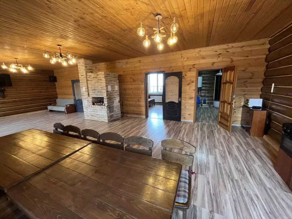 Дом в Удмуртия, Ижевск Орловское мкр,  (200 м) - Фото 2