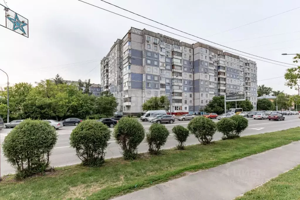 3-к кв. Алтайский край, Барнаул просп. Строителей, 34 (70.0 м) - Фото 1