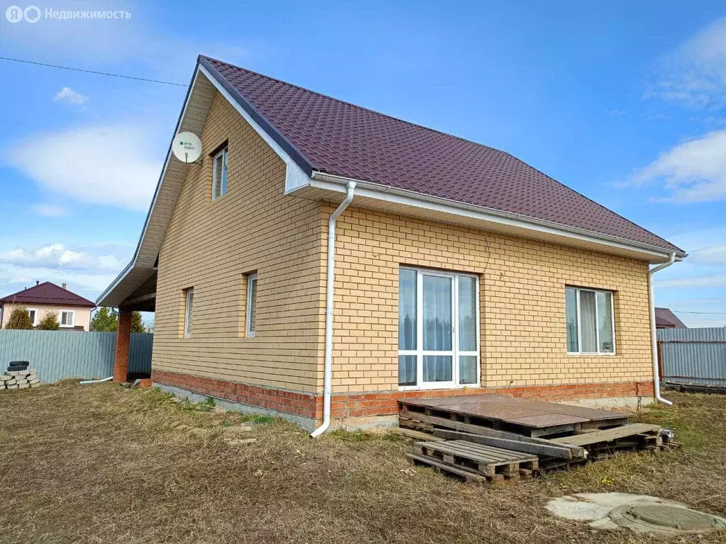 Дом в деревня Курманка, улица Вайнера (150 м) - Фото 1