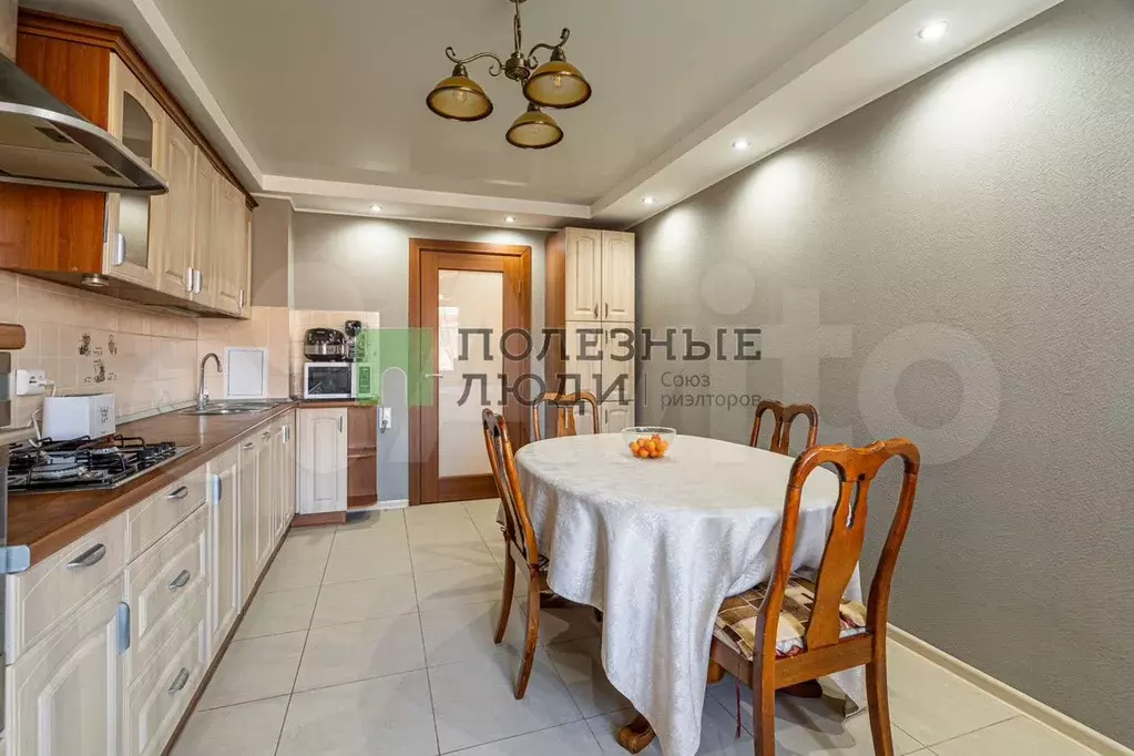 3-к. квартира, 92 м, 6/10 эт. - Фото 1