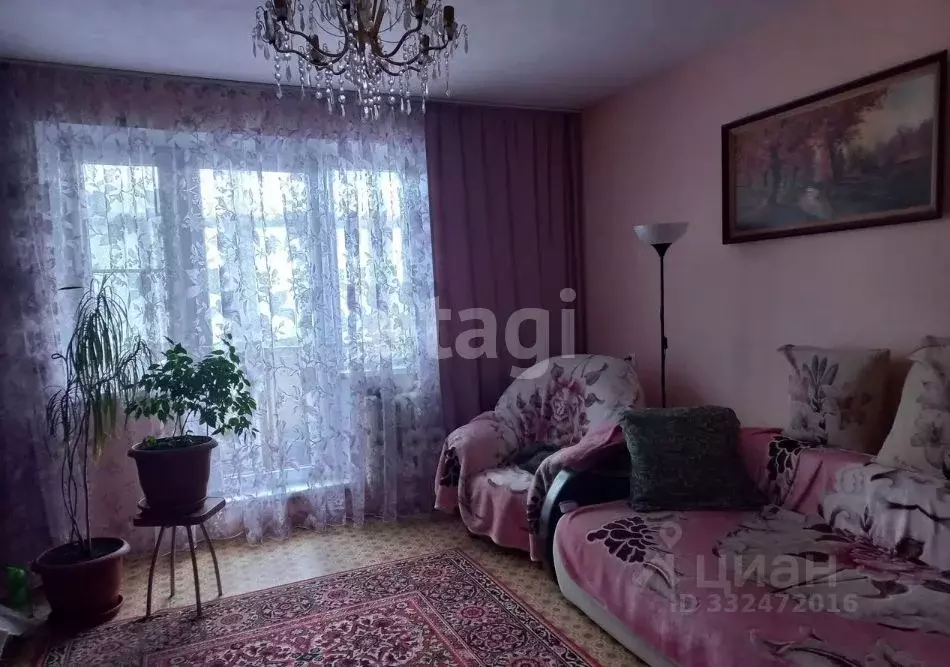 2-к кв. Челябинская область, Чебаркуль Октябрьская ул., 3В (52.0 м) - Фото 1