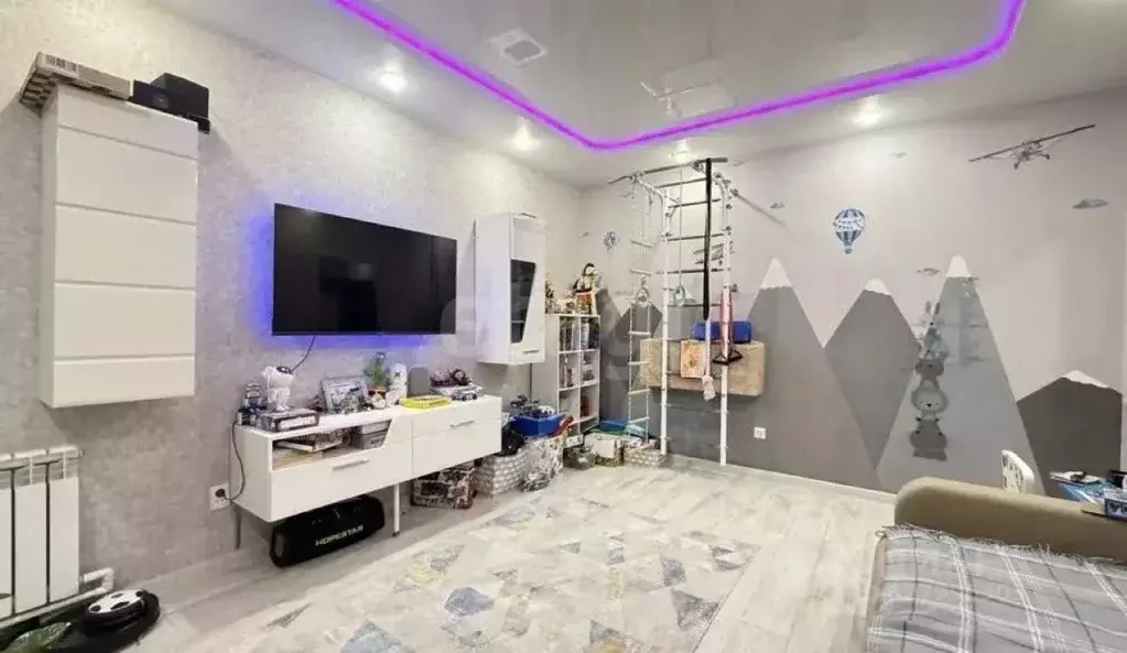 2-к кв. Татарстан, Казань ул. Зур Урам, 1К (54.6 м) - Фото 1