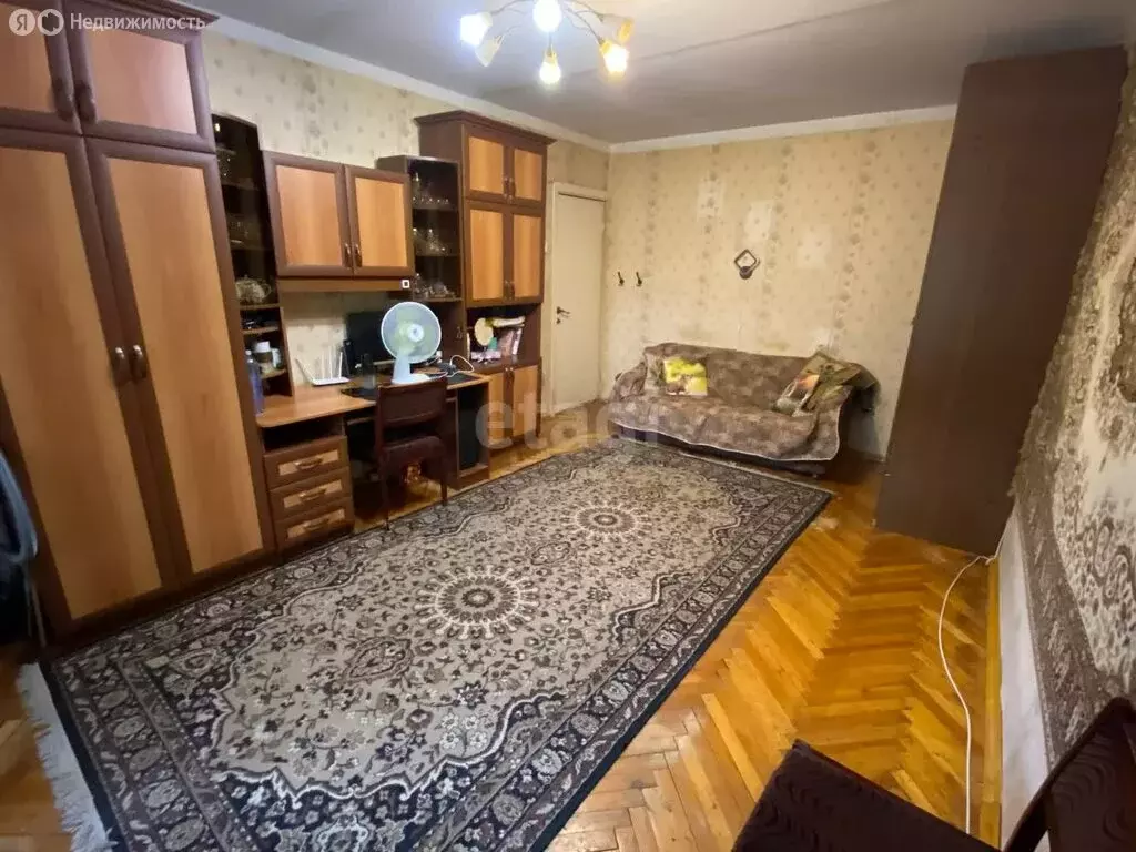 1-комнатная квартира: Лобня, улица Калинина, 30 (31.6 м) - Фото 0