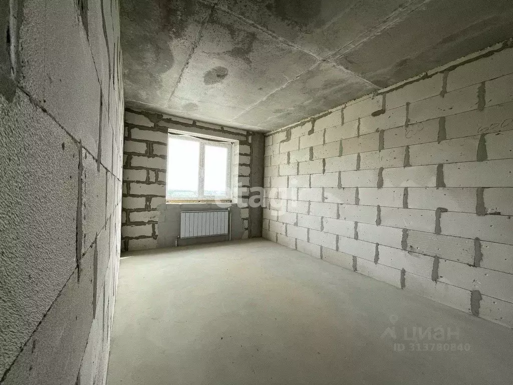 3-к кв. Калужская область, Калуга проезд Юрия Круглова, 6 (76.0 м) - Фото 1