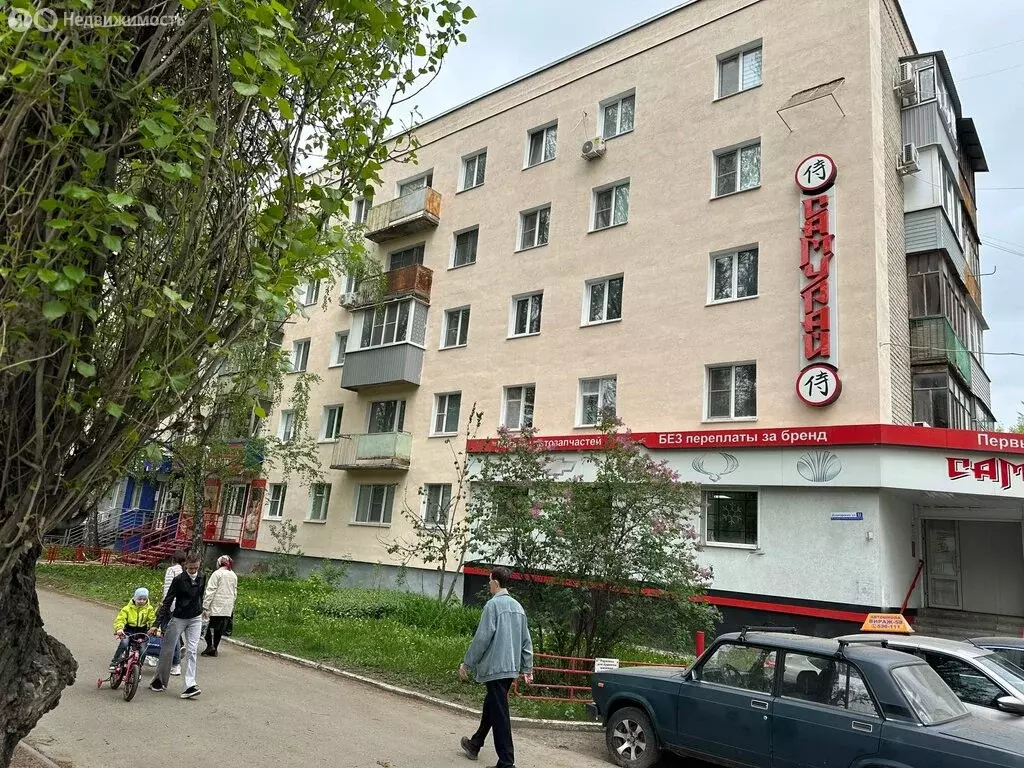 3-комнатная квартира: Пенза, улица Луначарского, 51 (64 м) - Фото 1