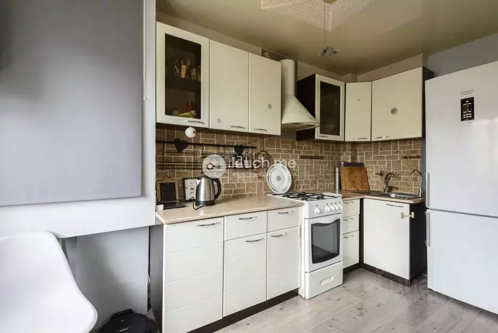 1-к кв. Татарстан, Казань ул. Интернациональная, 37 (33.9 м) - Фото 1