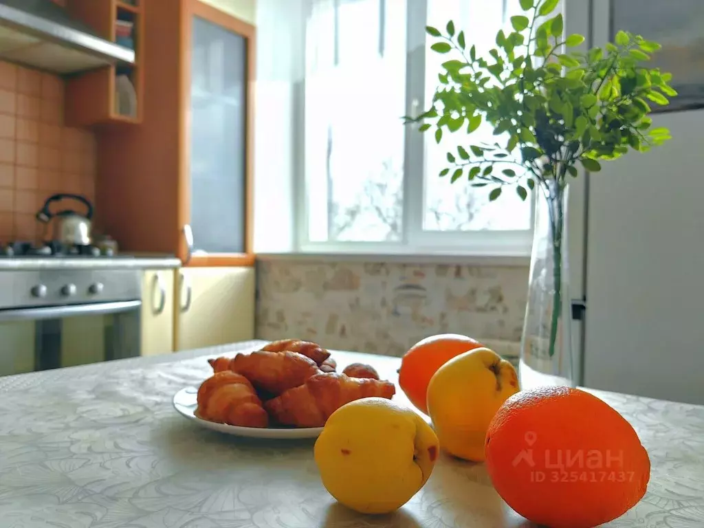 3-к кв. Омская область, Омск Мельничная ул., 70 (64.6 м) - Фото 1