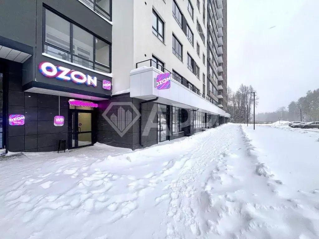 Помещение свободного назначения в Удмуртия, Ижевск Воткинское ш., 61А ... - Фото 1