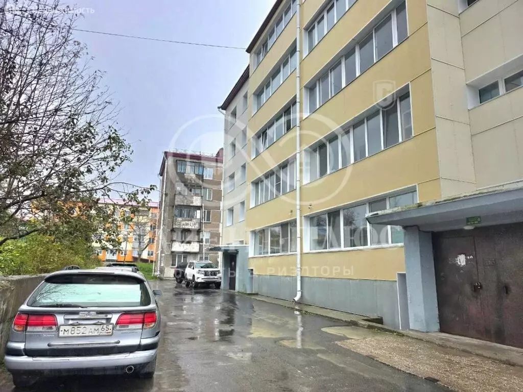 3-комнатная квартира: Корсаков, Флотская улица, 53/1 (76.6 м) - Фото 1