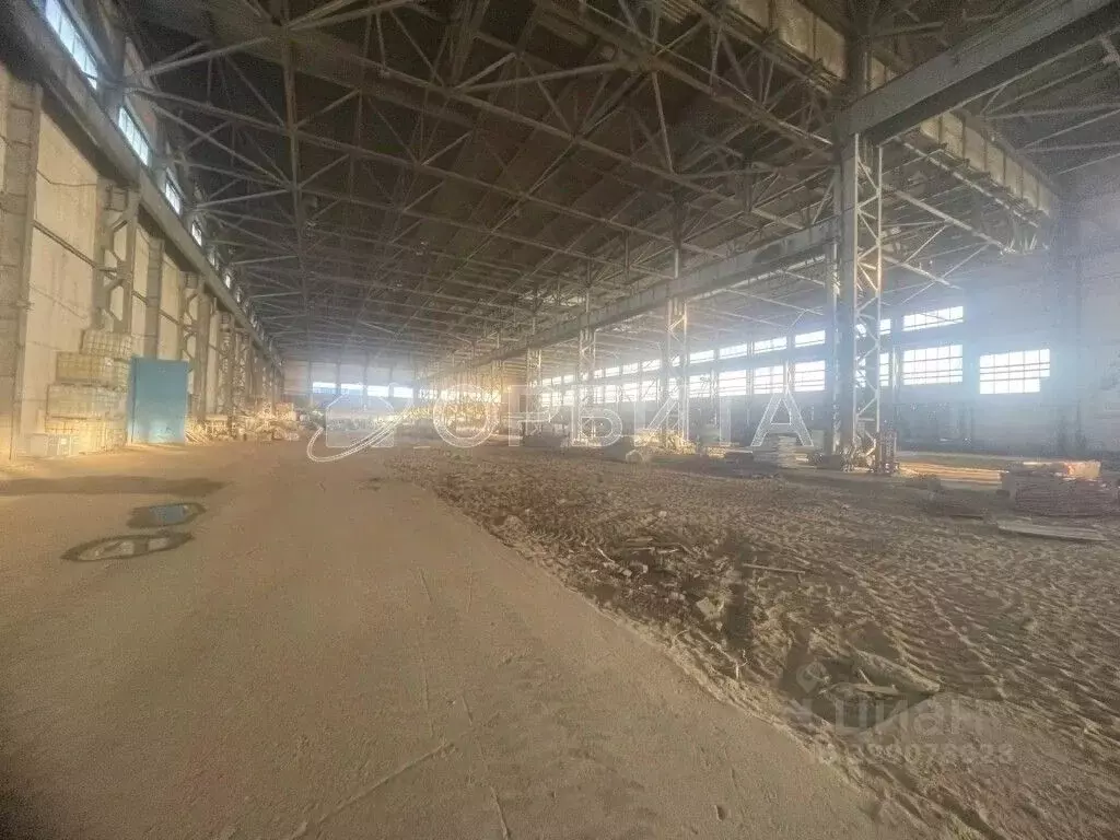 Склад в Тюменская область, Тюмень Быкова мкр, ул. Раневской, 20 (26000 ... - Фото 1