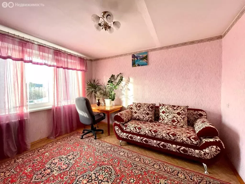 3-комнатная квартира: Тюмень, улица 50 лет Октября, 68 (57 м) - Фото 2