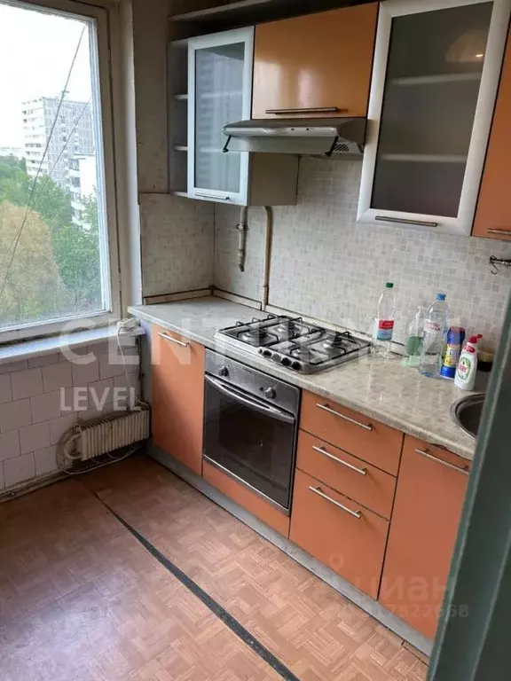 3-к кв. Москва ул. Молостовых, 1К1 (58.2 м) - Фото 1