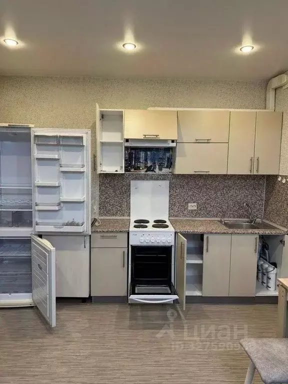 Студия Омская область, Омск Мельничная ул., 87к3 (34.0 м) - Фото 1